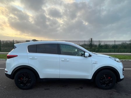 2018 Kia Sportage Sport 1.7D Black alloys, Bluetooth, Multifunctoonal Steering Wheel, Cruise Control €17,900