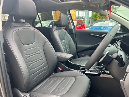 2026 Kia Niro 1.6 K3 Plug in Hybrid (finance at 3.9% Apr) €43,495