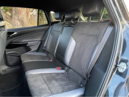 2022 Volkswagen ID.4 PRO 128 KW LIFE DX 77KWH 174BHP 5 €23,900 thumbnail