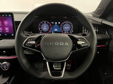 2025 Skoda Superb Sportline DSG 2.0TDI 150BHP - Reversing Camera - Ambient Lighting - Climate Control - Electric Heated Memory Seats - Keyless Start - Apple CarPlay/Android Auto €53,950 thumbnail