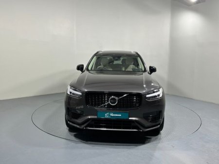 2023 Volvo XC90 T8 AWD Dark Theme €67,800
