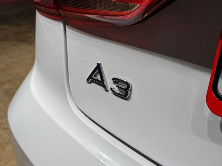 2018 Audi A3 1.4 TFSI SALOON - FACTORY ALLOYS - CRUISE CONTROL - REVERSE CAMERA €19,950 thumbnail