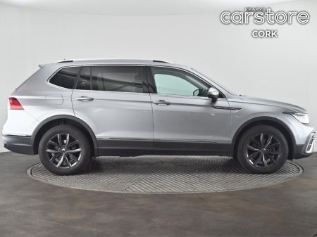 2023 Volkswagen Tiguan 2.0 TDI 122HP Life €45,880