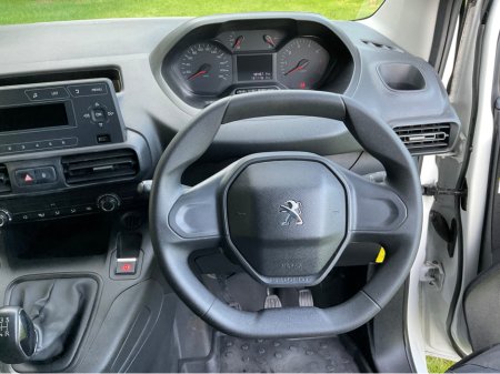 2019 Peugeot Partner ACTIVE PLUS 1.6 BLUEHD BLUEHDI 75 650 €11,750 thumbnail