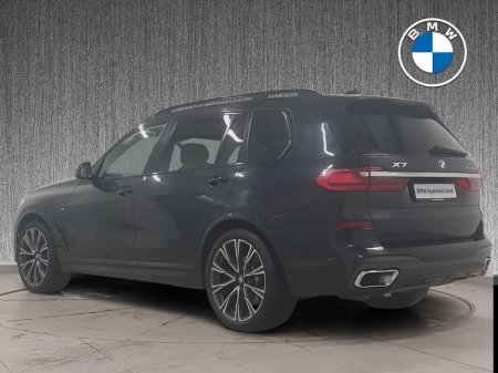 2021 BMW X7 xDrive40d M Sport €89,995