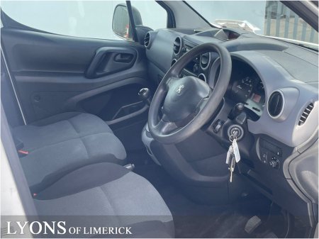 2018 Peugeot Partner PARTNER ACTIVE 1.6 BLUE HDI 75-Price Quoted does NOT include VAT €7,317