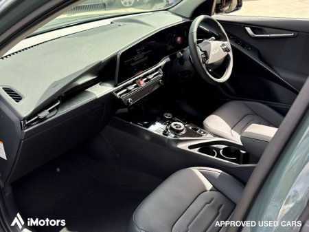2024 Kia e-Niro EV K3 SEM 5DR Auto €31,800 thumbnail