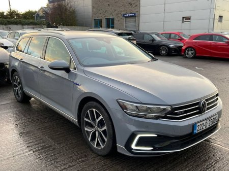 2022 Volkswagen Passat GTE VARIANT 1.4 TSI HYBRID // LEATHER HEATED SEATS // SERVICE HISTORY // DIAMOND CUT ALLOYS €22,900