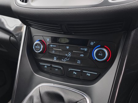 2017 Ford Kuga 1.5TDCi 120PS FWD ST-Line €17,999 thumbnail