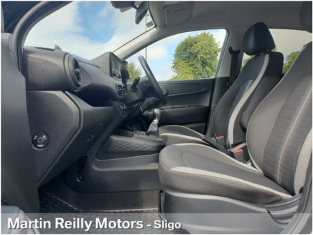 2023 Hyundai i10 1.0 Deluxe €14,945 thumbnail