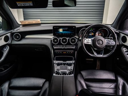 2021 Mercedes-Benz GLC Class GLC 300 DE 4MATIC AMG LINE €39,950 thumbnail
