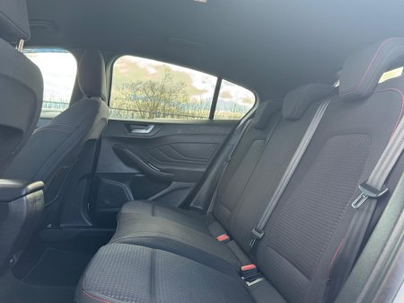 2019 Ford Focus  €13,850 thumbnail