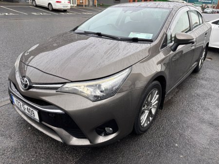2017 Toyota Avensis 1.6 D-4D Luna Navi Saloon €11,500