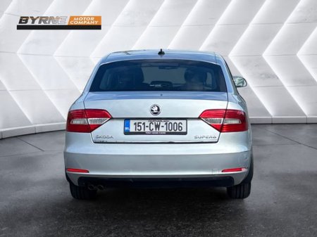 2015 Skoda Superb Ambition 1.6tdi 105HP 4DR €5,995