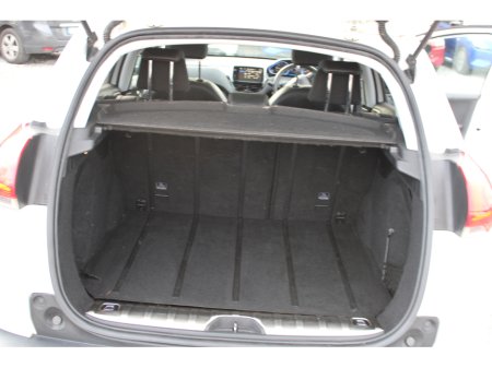 2014 Peugeot 2008 1.6 E-HDI FELINE MISTRAL 115 €5,500