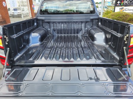 2026 Isuzu D-MAX (5yr warranty) 1.9 Turbo diesel double cab 001679 €45,999 thumbnail