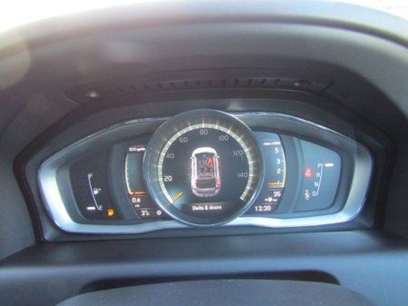 2016 Volvo XC60 2.0 D4 R-design NAV 190BHP 5DR €15,950 thumbnail