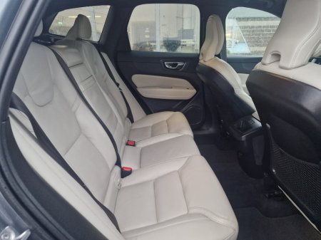 2021 Volvo XC60 B4 Inscritption 5DR Auto €36,950 thumbnail