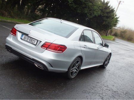 2016 Mercedes-Benz E Class 220 BLUETEC AMG NIGHT ED 4DR AUTO €15,950 thumbnail