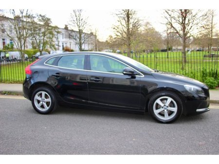 2015 Volvo V40 D2 SE 5DR, FSH, ONLY 95K KMS €10,950