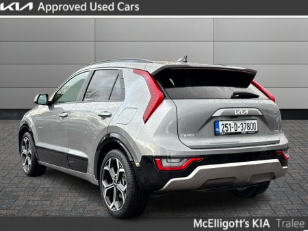2025 Kia Niro HEV SEM €36,950