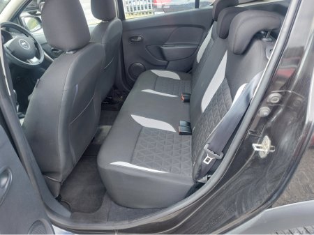 2014 Dacia Sandero STEPWAY SIGNATURE 1.5 DCI 90 4 €8,000