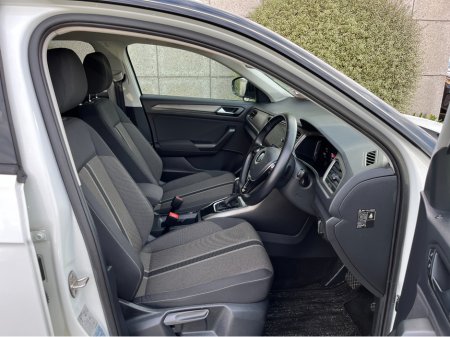 2020 Volkswagen T-Roc STYLE AUTOMATIC 2.0 DIESEL //KEYLESS ENTRY//ADAPTIVE CRUISE CONTROL//REVERSE CAMERA// €23,950 thumbnail