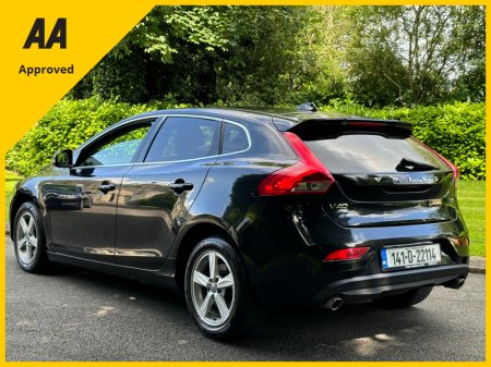 2014 Volvo V40 2.0 D3 SE 5DR €8,445