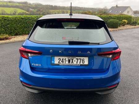 2024 Skoda Fabia 1.0 MPI 65HP AMBITION €20,950 thumbnail
