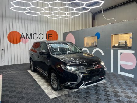 2019 Mitsubishi Outlander €20950! 2019 MITSUBISHI OUTLANDER PHEV 2.4L HYBRID / 92K KMS / HEATED SEATS, LANE ASSIST, REVERSE CAMERA & MORE €20,950