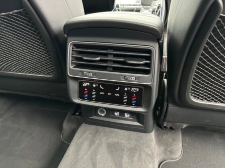 2018 Audi Q8 3.0TDI 50 286HP quattro TipTronic S Line thumbnail