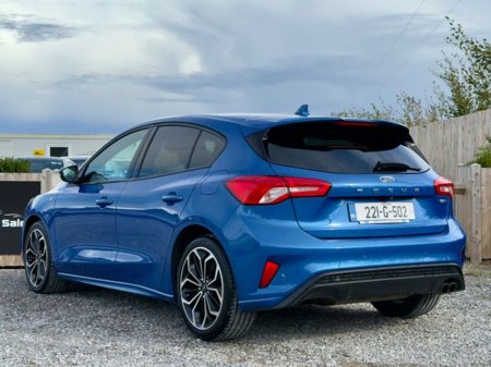 2022 Ford Focus St-line Edition 5D 1.0T125 MHE €22,900 thumbnail