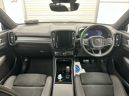 2026 Volvo EX40 PLUS BEV *466KMS RANGE* €110 P/W ON PCP €48,990 thumbnail