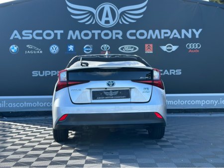 2021 Toyota Prius 1.8 Petrol hybrid €20,900