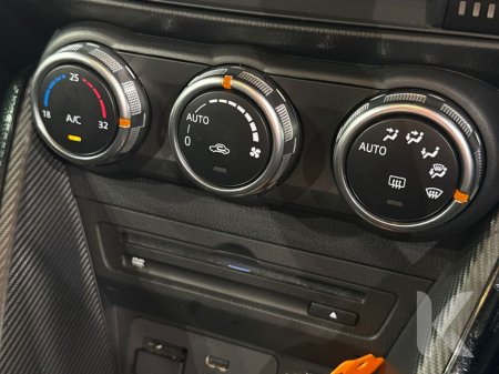 2018 Mazda Demio 1.3 AUTOMATIC - ALLOY WHEELS - PARKING RADAR - HEATING / AC CONTROLS - MULTI FUNCTION STEERING WHEEL €13,950 thumbnail