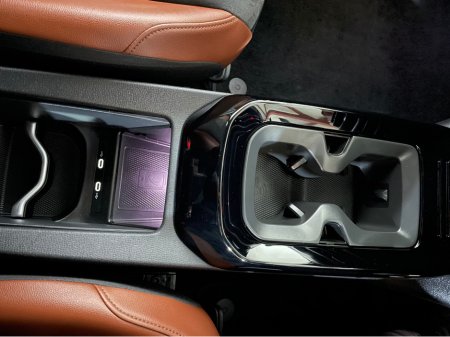 2022 Volkswagen ID.4 LIFE 77KWH 174BHP BATTHERY HEALTH 94% €22,950 thumbnail