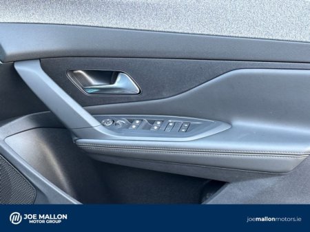 2026 Peugeot 408 1.2 Allure Hybrid €40,395 thumbnail