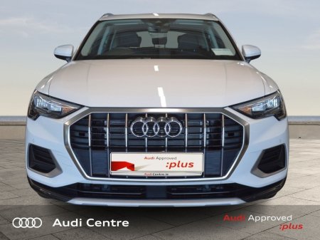 2021 Audi Q3 35 TDI 150HP S Tronic SE €34,999