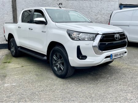 2021 Toyota Hilux ICON 2.4 D-4D 150BHP 4WD MANUAL DOUBLE CAB €34,350