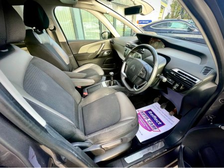 2018 Citroen Grand C4 Picasso FEEL BLUEHDI 120 4DR €13,950 thumbnail