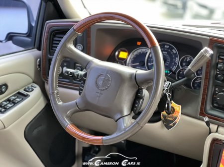 2002 Cadillac Escalade V8 SPORT TRUCK €14,950 thumbnail