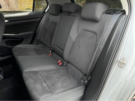 2021 Volkswagen Golf 2.0 TDI STYLE..huge spec..warranty included..finance provided €20,900 thumbnail