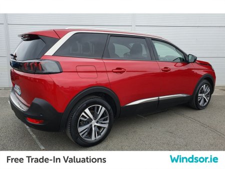 2022 Peugeot 5008 1.2 PureTech 130bhp Allure €35,995
