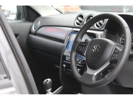 2026 Suzuki Vitara 1.4 B/Jet Hybrid Motion *Facelift* *0% Finance and 10 year warranty* €33,500 thumbnail