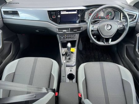 2018 Volkswagen Polo 1.0 TSI AUTO // FULL SERVICE HISTORY // 360 PARKING SENSORS // APPLE CARPLAY/ANDROID AUTO €15,900 thumbnail