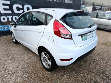 2013 Ford Fiesta ZETEC - 1.2 - LOW MILES - FULL SERVICE HISTORY €7,995 thumbnail