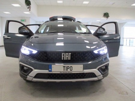 2025 Fiat Tipo Tipo Cross 1.5 MHEV 130HP €34,145 thumbnail