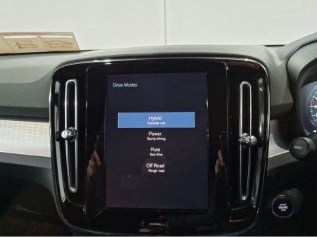 2022 Volvo XC40 T4 PLUS DARK RECHARGE AUTOMATIC **ONE OWNER / APPLE CARPLAY / BLIND SPOT ASSIST / ELECTRIC BOOTLID / HEATED FRONT & REAR SEATS / HEATED STEERING WHEEL / REVERSE CAMERA / WIRELESS PHONE CHARGING** €34,900 thumbnail