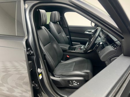 2024 Land Rover Range Rover Velar DYNAMIC HSE €64,990 thumbnail