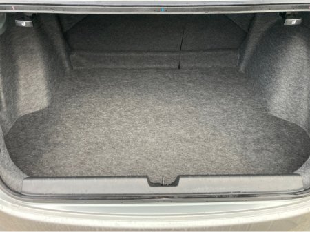 2015 Honda Grace 1.5i Petrol Hybrid Automatic EX Model €13,250 thumbnail